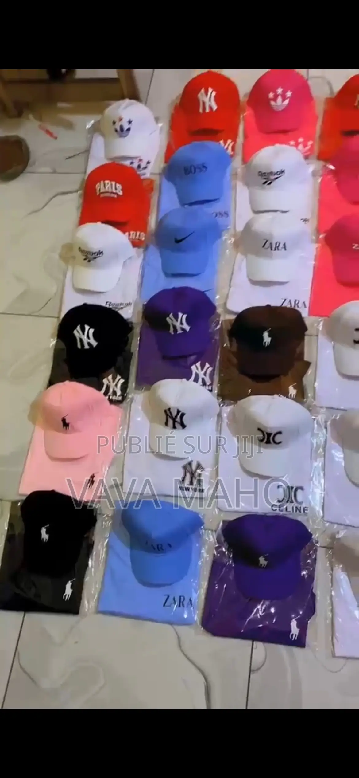 T-Shirt Et Chapeau
