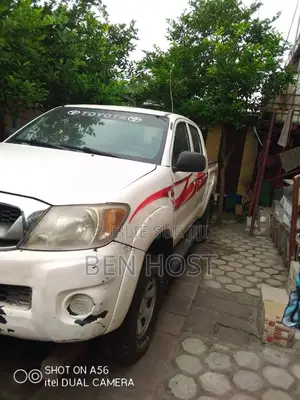 Toyota Hilux SR5 2013 Blanc