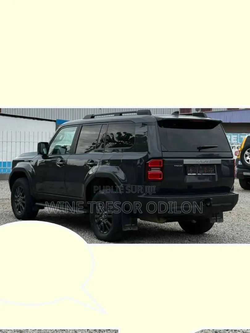 Toyota Land Cruiser LC300 2025 Noir