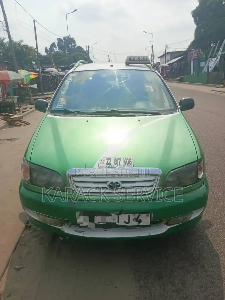 Toyota Corolla 2016 Vert