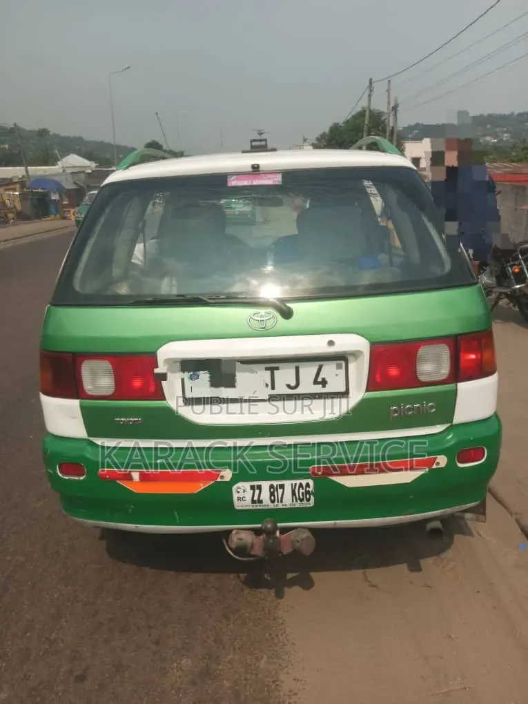 Toyota Corolla 2016 Vert
