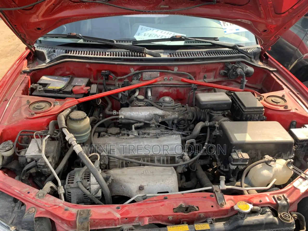 Toyota Carina 2.0 AWD Sedan 2000 Rouge