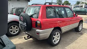 Toyota Carina 2.0 AWD Sedan 2000 Rouge