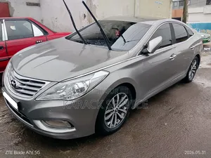 Hyundai Grandeur 2022 Gris