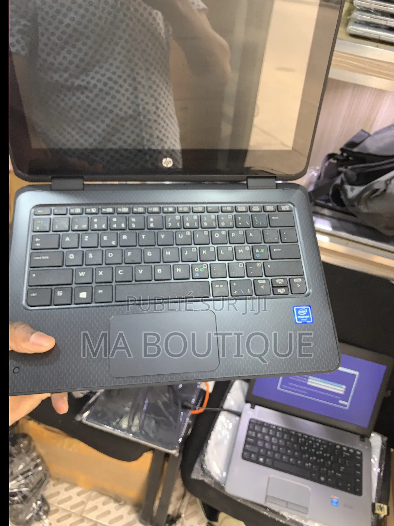 Nouveau Ordinateur portable HP 15 4GB Intel Celeron SSD 128GB
