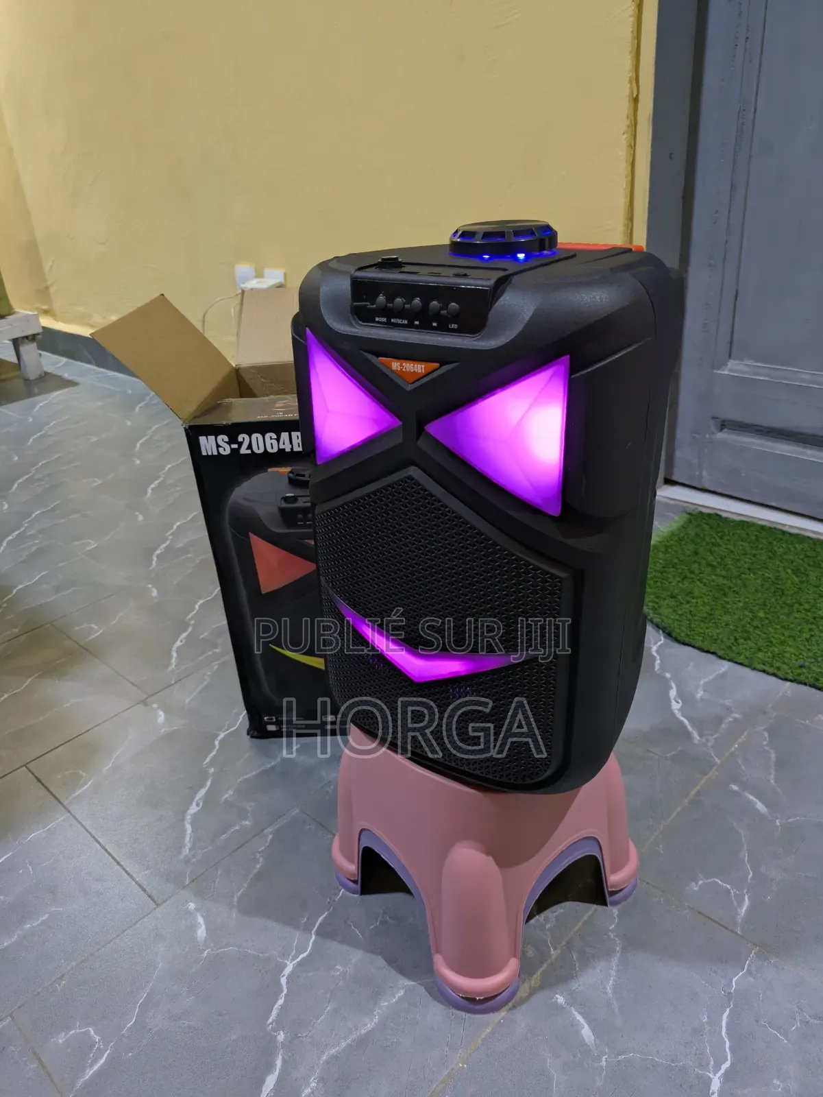 Baffle Bluetooth
