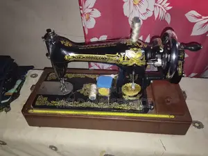 Machine À Coudre Manuelle