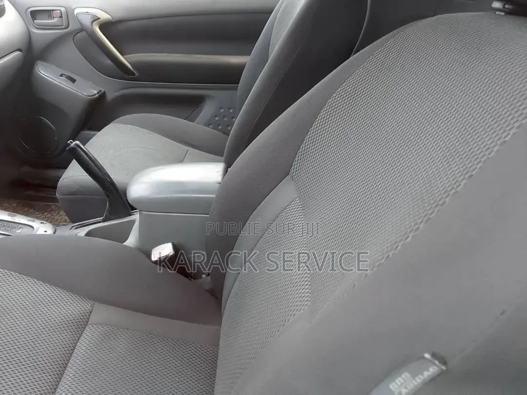 Toyota RAV4 2018 Blanc