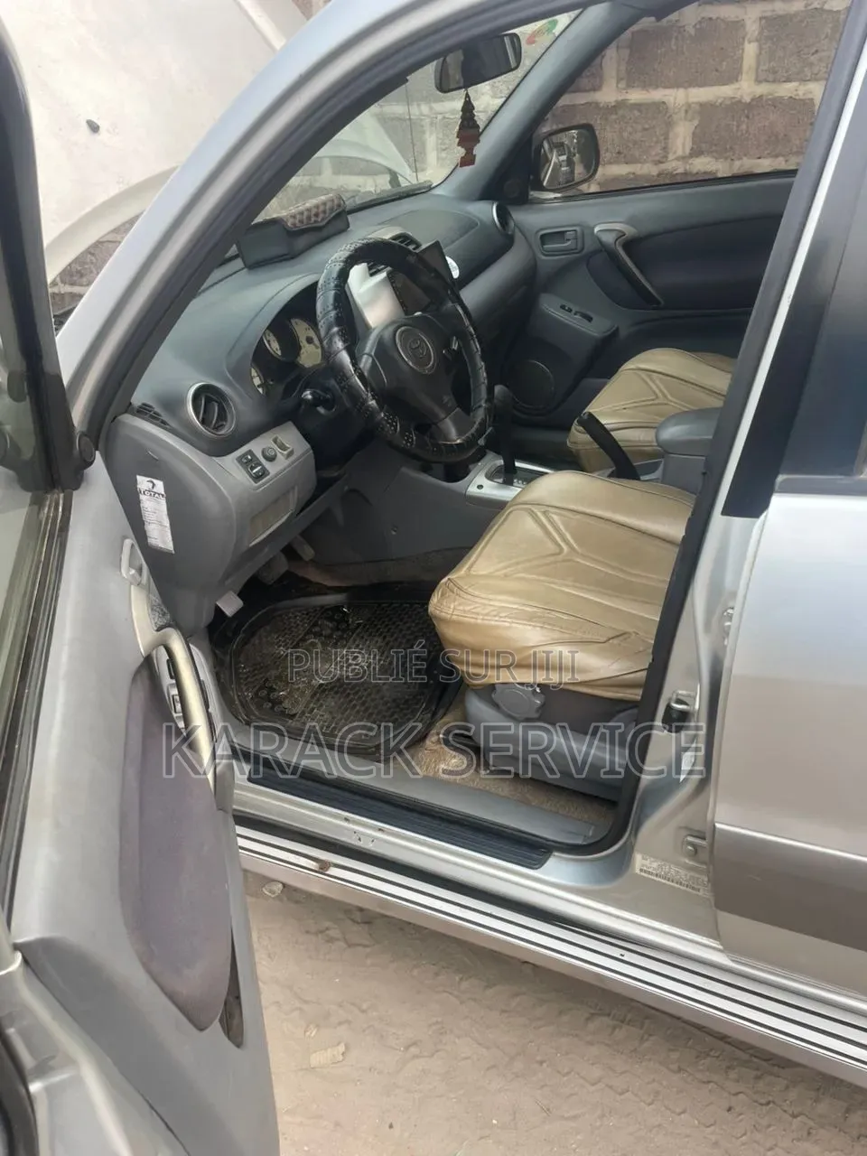 Toyota RAV4 2019 Gris