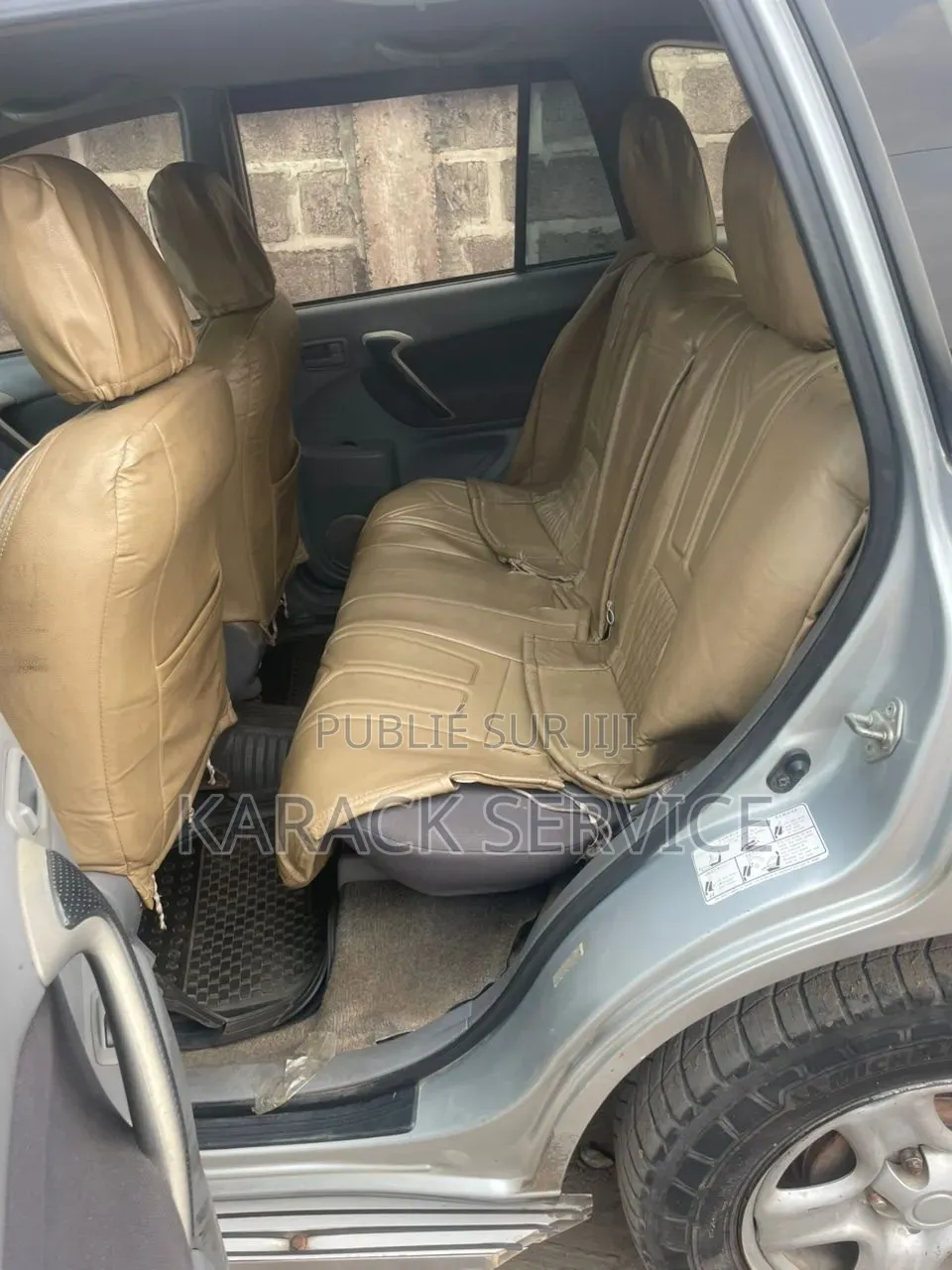 Toyota RAV4 2019 Gris