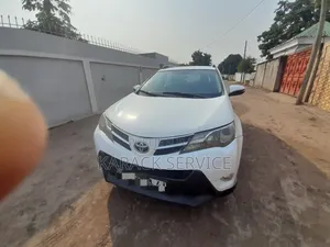 Toyota RAV4 2023 Blanc