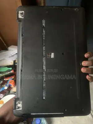 Ordinateur portable HP 14-ep0063 8GB Intel Core i5 HDD 512GB