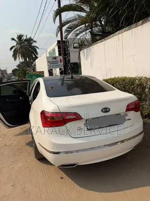 Kia K5 2024 Blanc