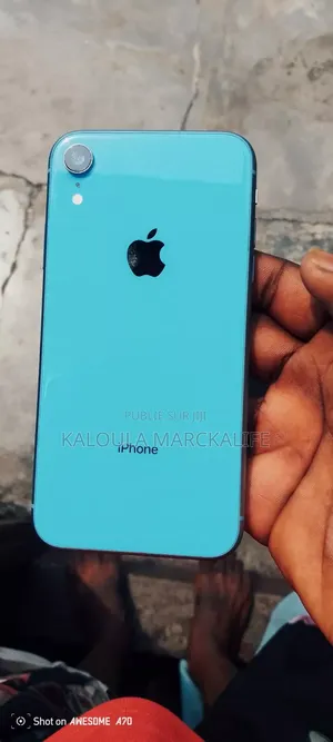 Apple iPhone XR 64 GB Bleu