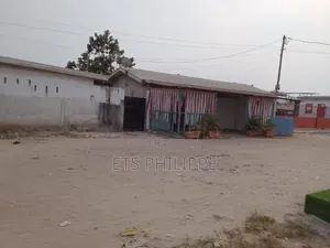 Parcelle À Vendre À Vocation Commerciale – Quartier Pemba