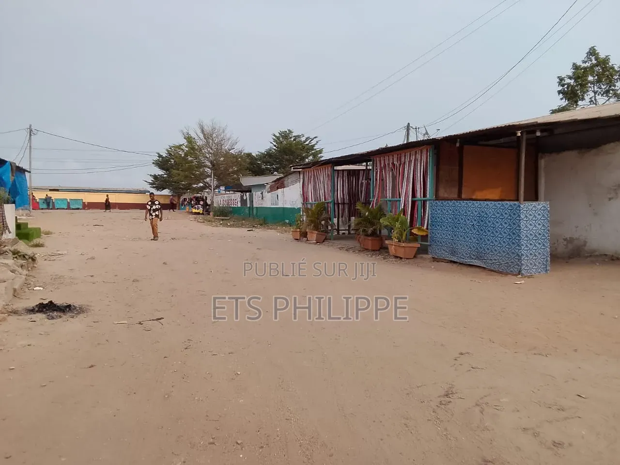 Parcelle À Vendre À Vocation Commerciale – Quartier Pemba