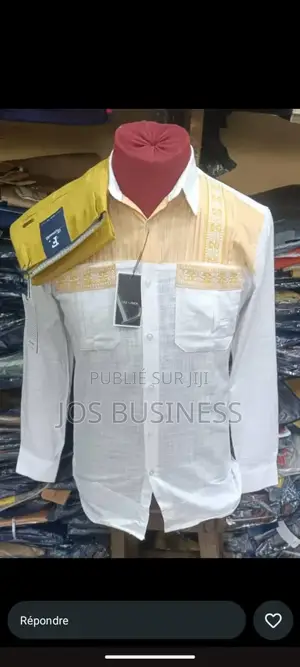 Ensemble Chemise Et Pantalon Tissu.