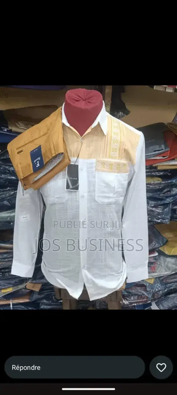 Ensemble Chemise Et Pantalon Tissu.