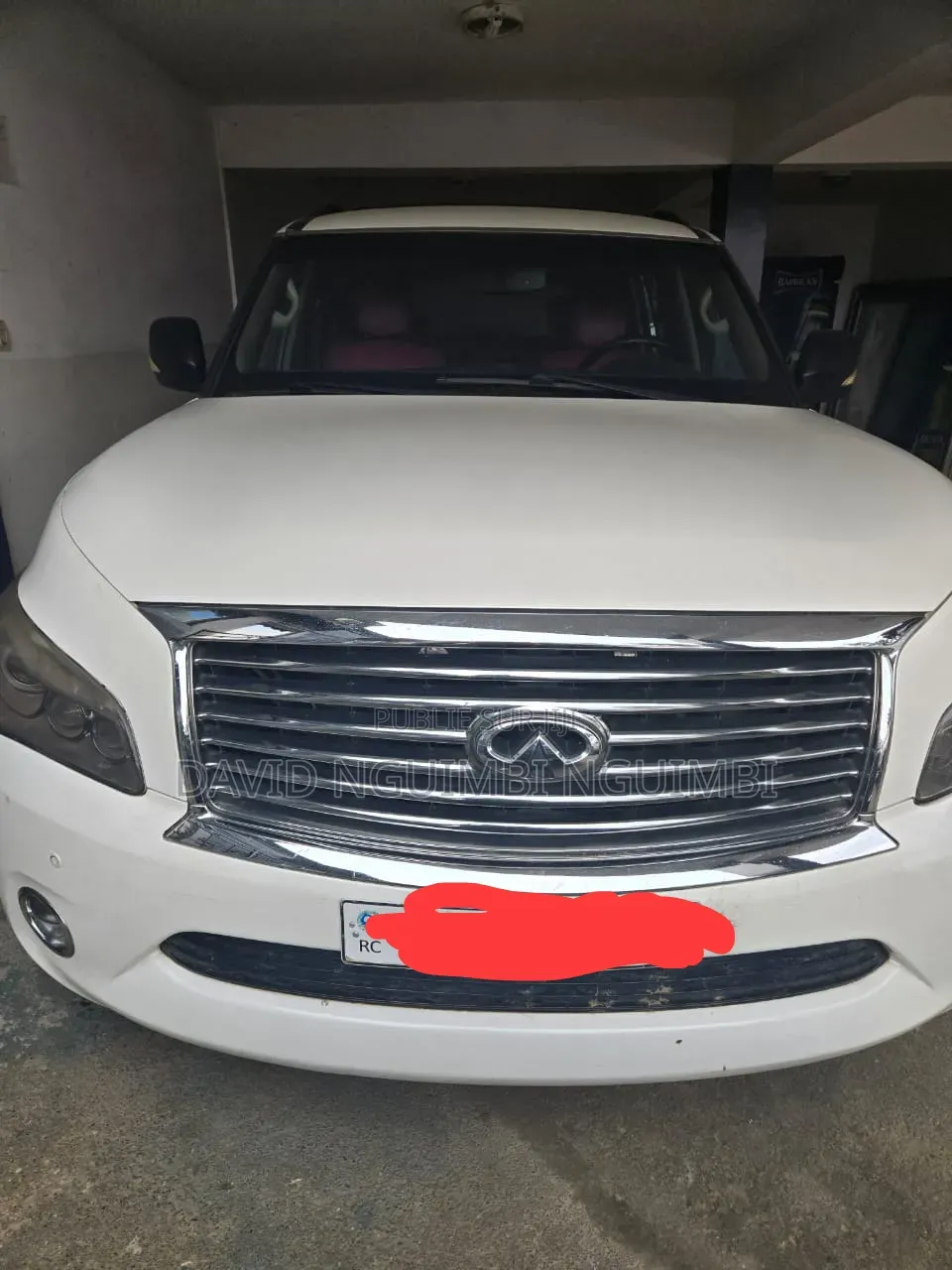Infiniti QX80 2024 Blanc cassé