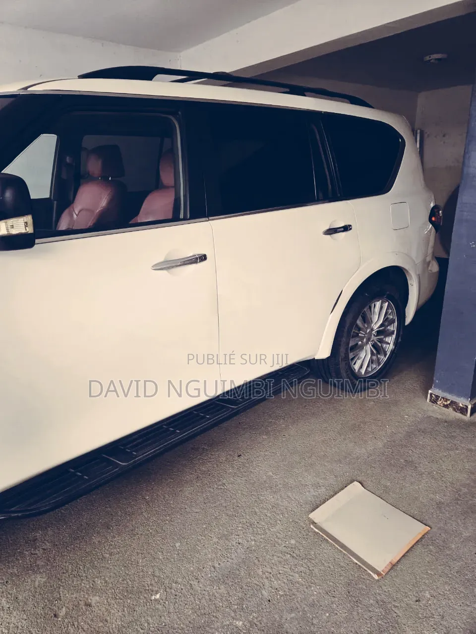 Infiniti QX80 2024 Blanc cassé