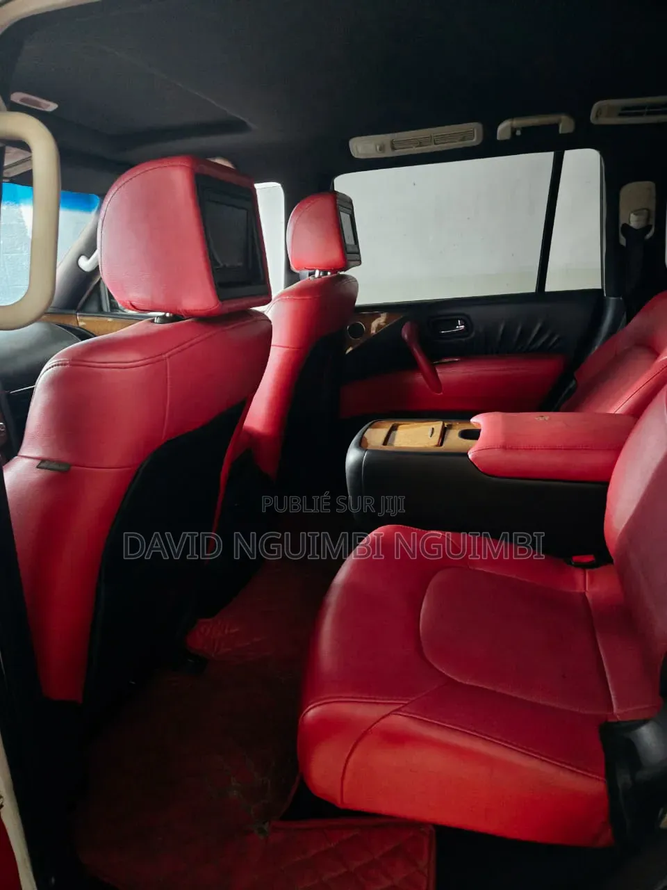 Infiniti QX80 2024 Blanc cassé