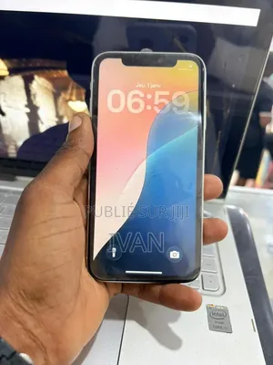 Nouveau Apple iPhone 11 64 GB Blanc