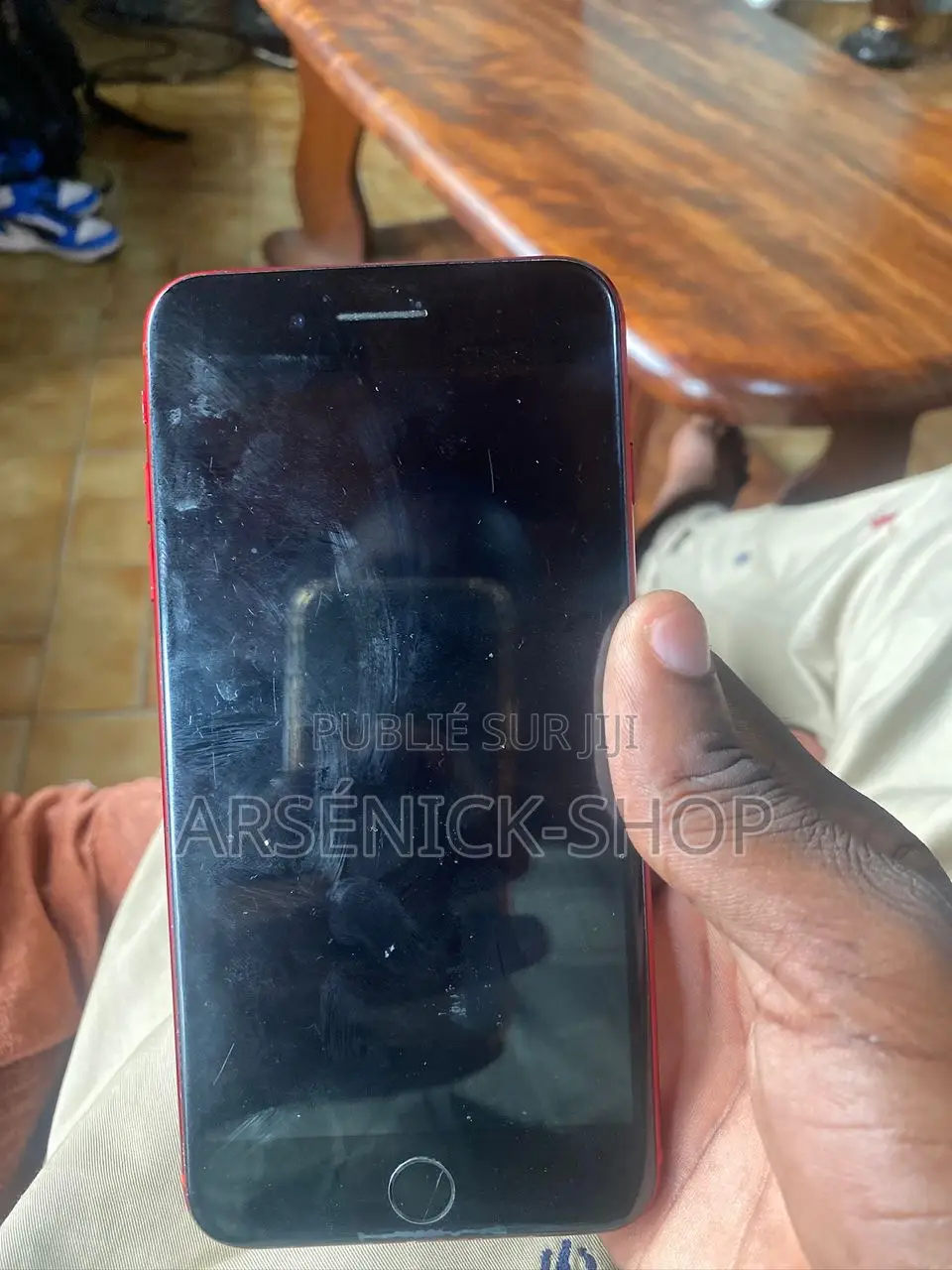 Apple iPhone 8 Plus 64 GB Rouge