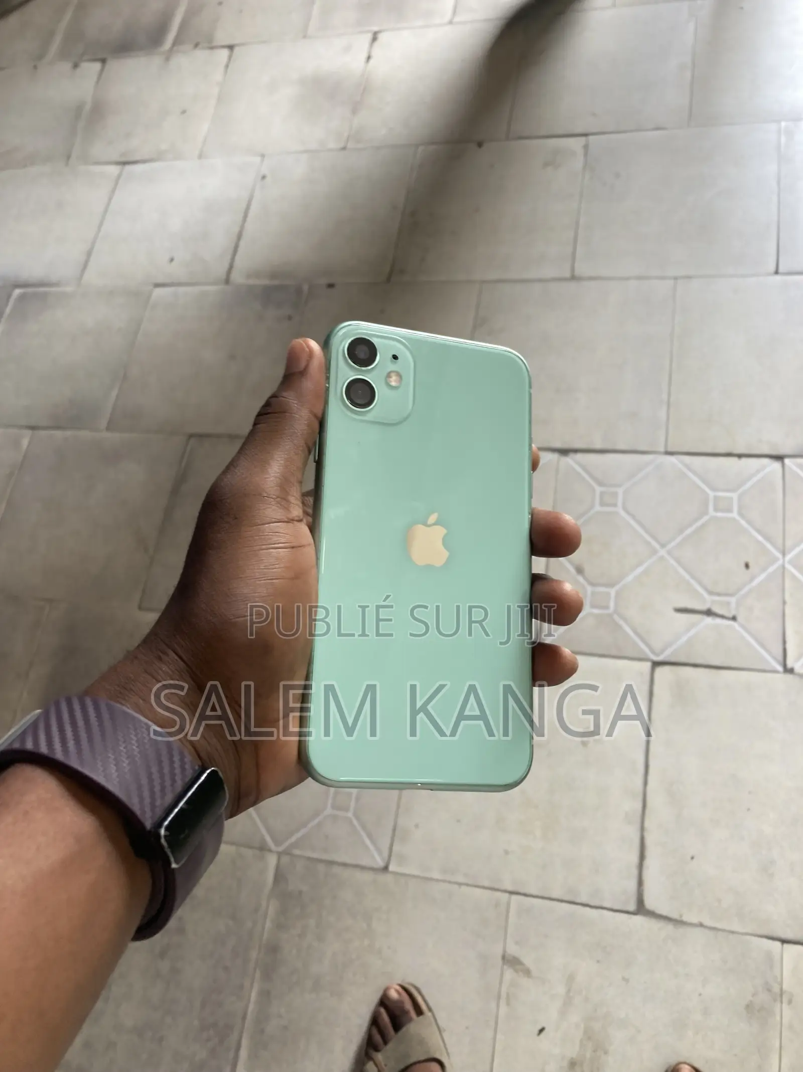 Apple iPhone 12 64 GB Gris