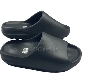 Sandale Yeezis Adidas