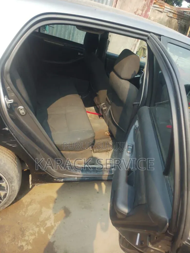 Toyota Corolla 2019 Noir