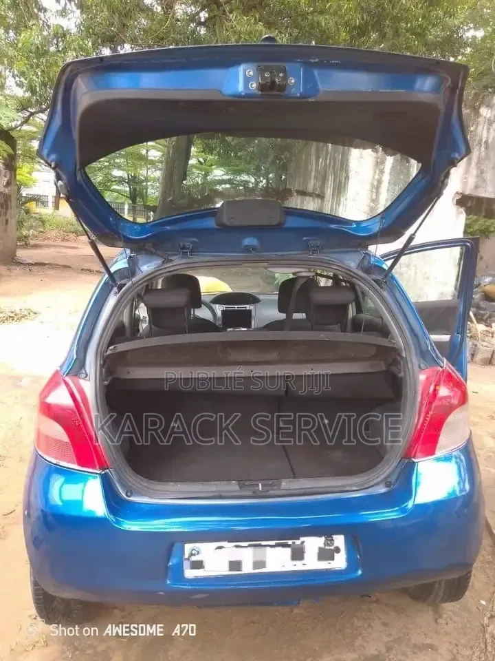 Toyota Yaris 2023 Bleu