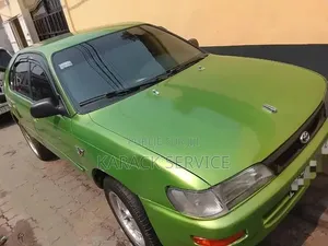 Toyota Corolla 2017 Vert