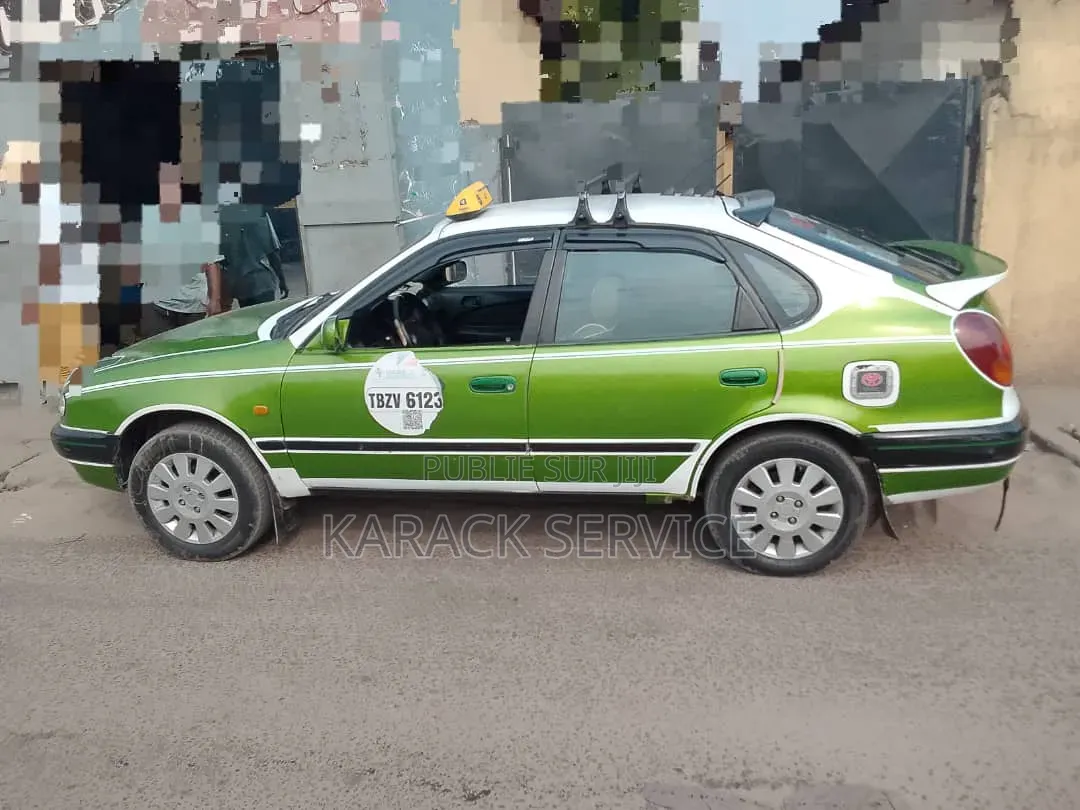 Toyota Corolla 2021 Vert