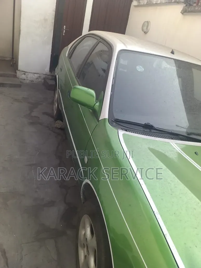 Toyota Corolla 2022 Vert
