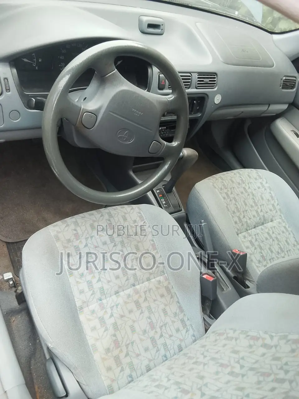 Toyota Starlet 2000 Gris