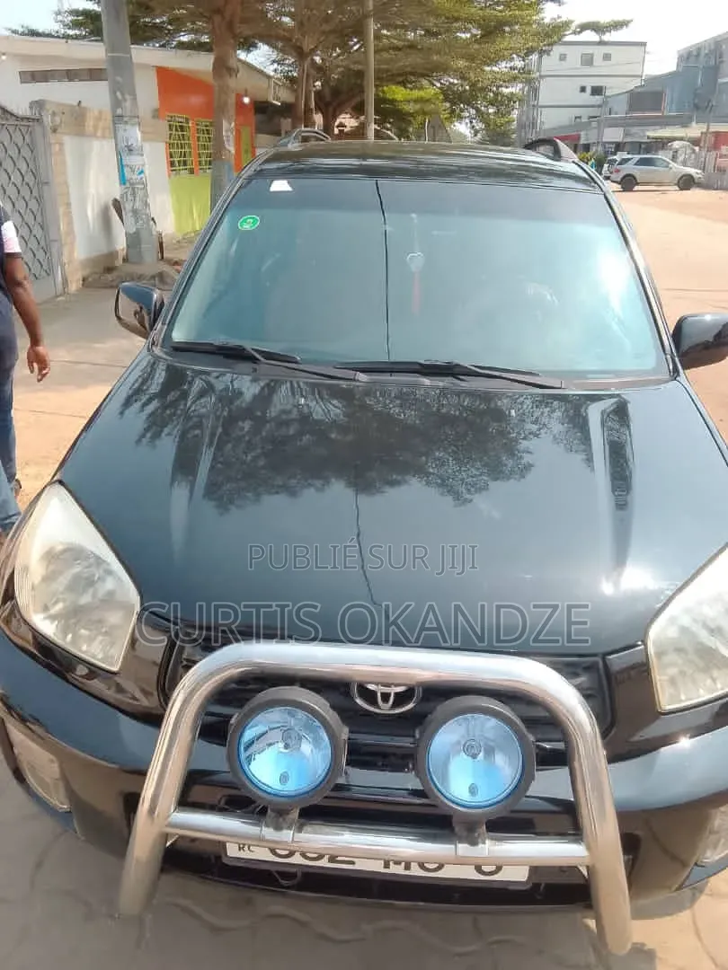 Toyota RAV4 2022 Noir