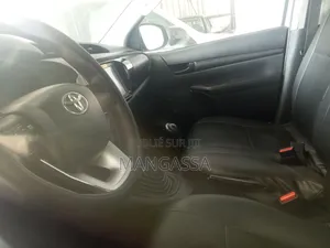 Toyota Hilux 2018 Marron