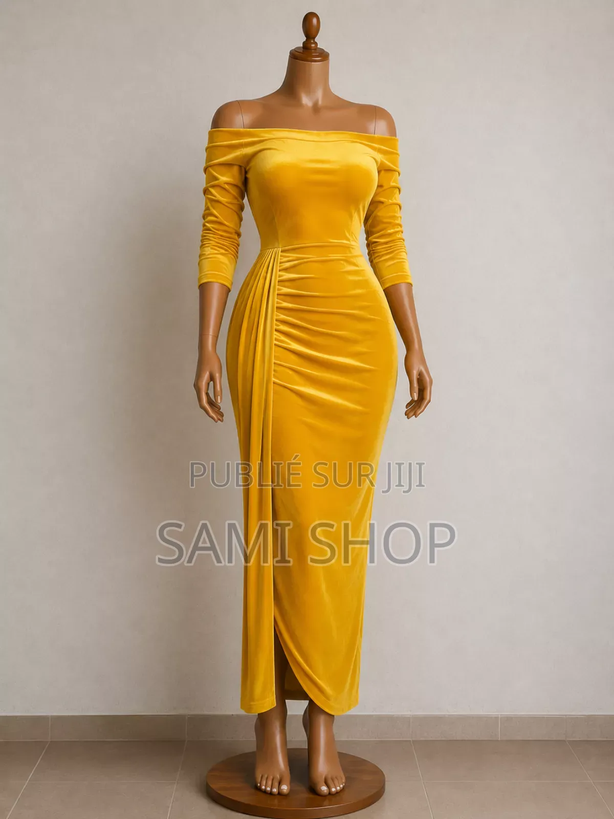 Robe Velours (Élégance Et Confiance en Une Seule Robe)