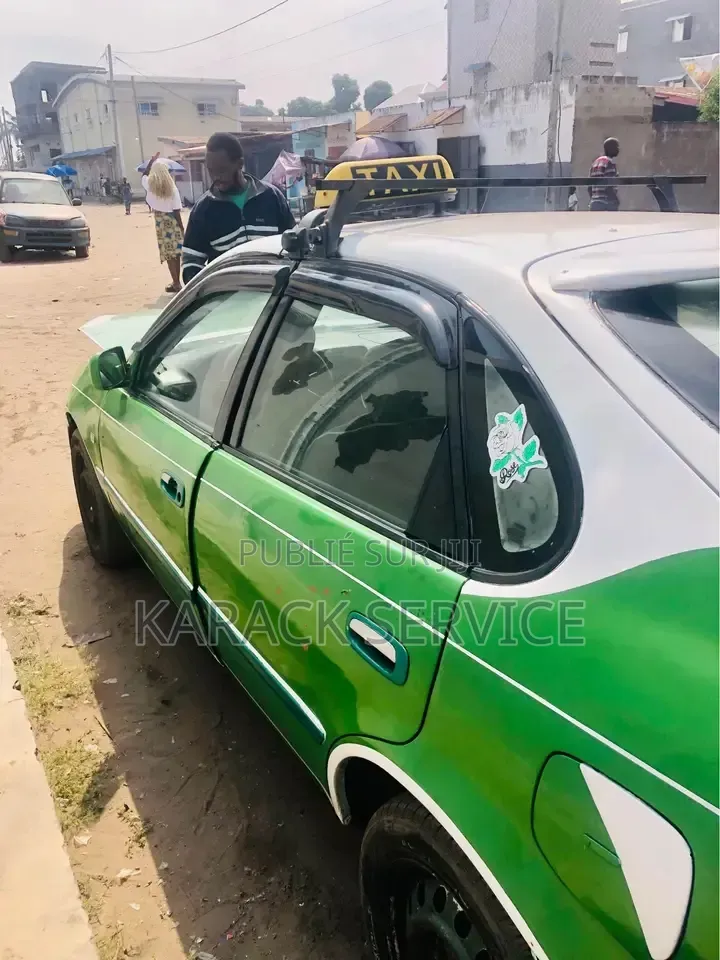 Toyota Corolla 2020 Vert