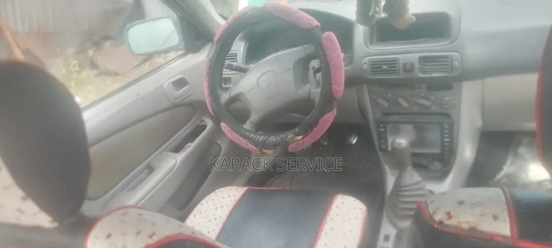 Toyota Corolla 2018 Vert