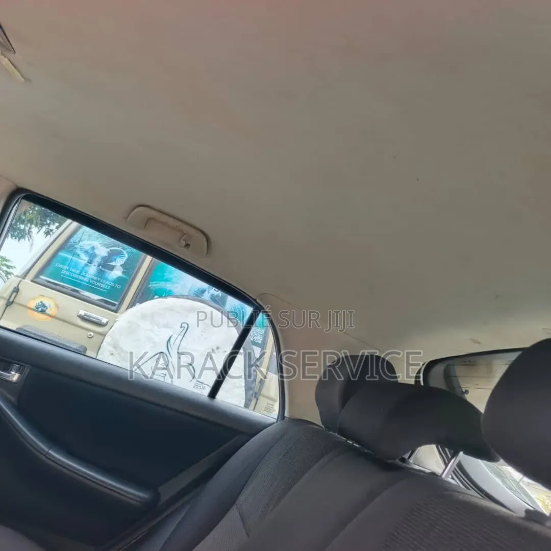 Toyota Corolla 2019 Gris
