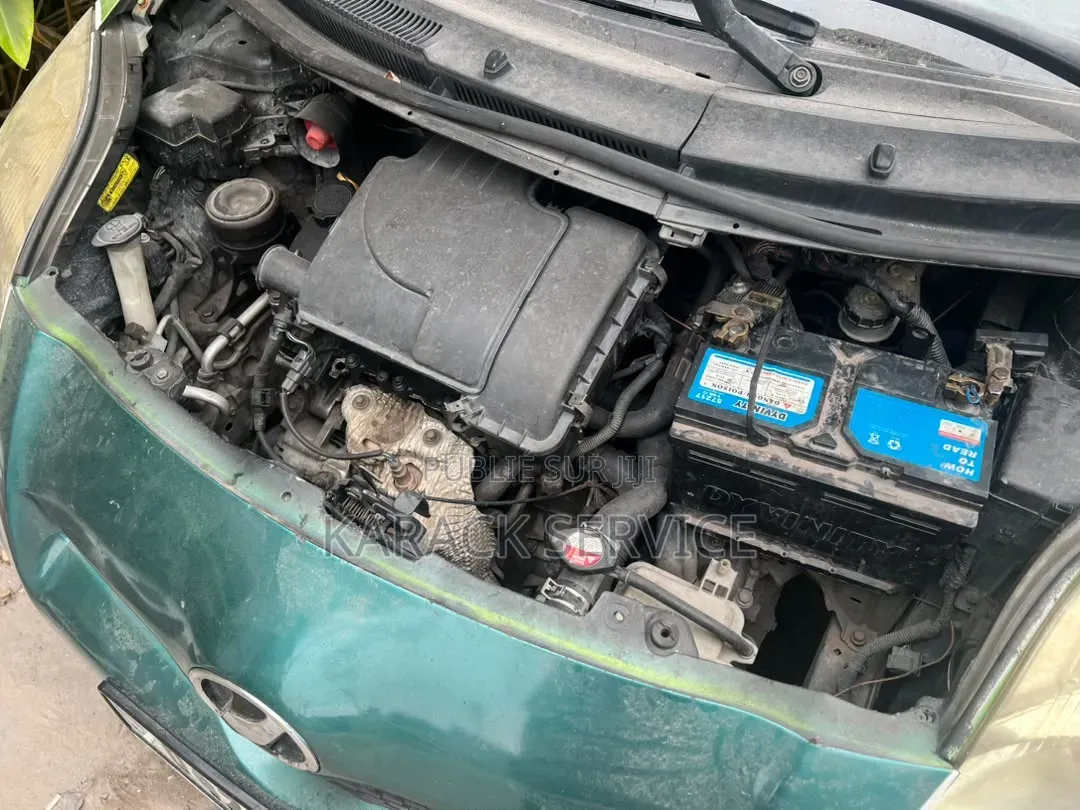 Toyota Yaris 2020 Vert
