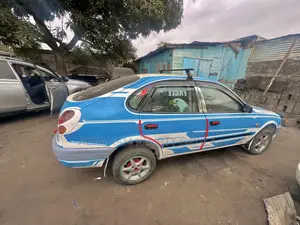 Toyota Corolla 1999 Bleu
