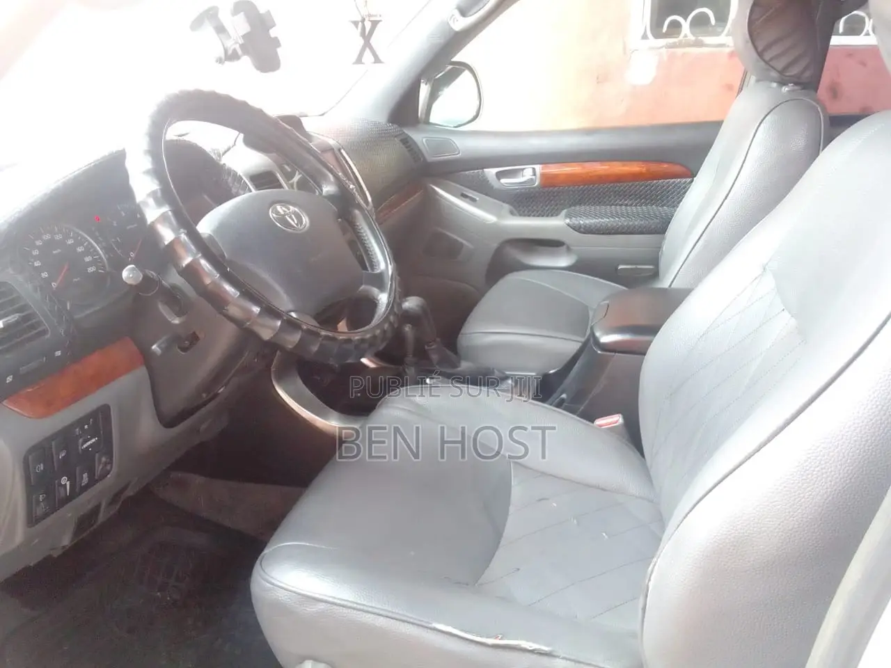Toyota Land Cruiser 76 Series 2019 Gris