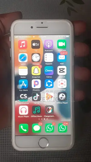 Nouveau Apple iPhone 7 32 GB Blanc