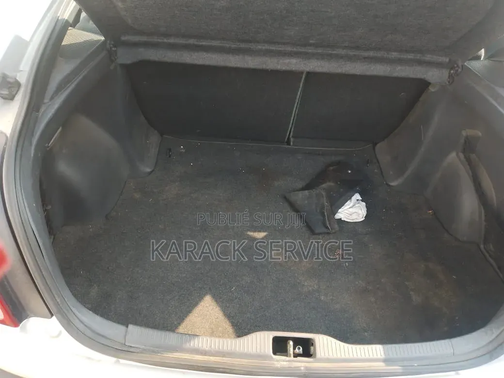 Toyota Corolla 2023 Gris
