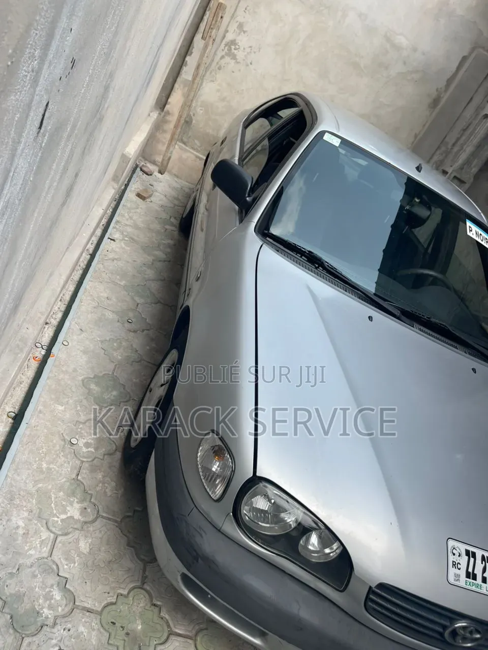 Toyota Corolla 2023 Gris