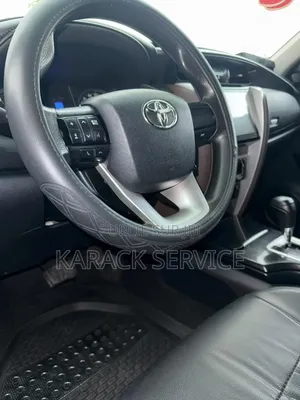 Toyota Fortuner 2018 Noir