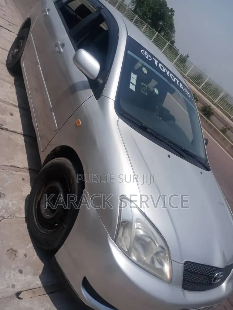 Toyota Corolla 2017 Gris