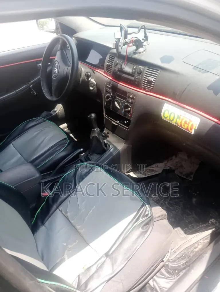 Toyota Corolla 2017 Gris